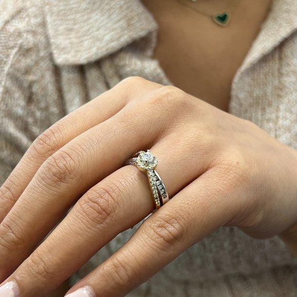 Two Tone Diamond Accented Womens Engagement Ring 14K White Yellow Gold 0.60 Cttw - Picture 2 of 4